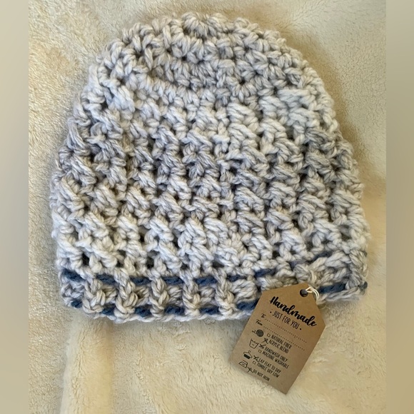 Cloche hat - Picture 4 of 6